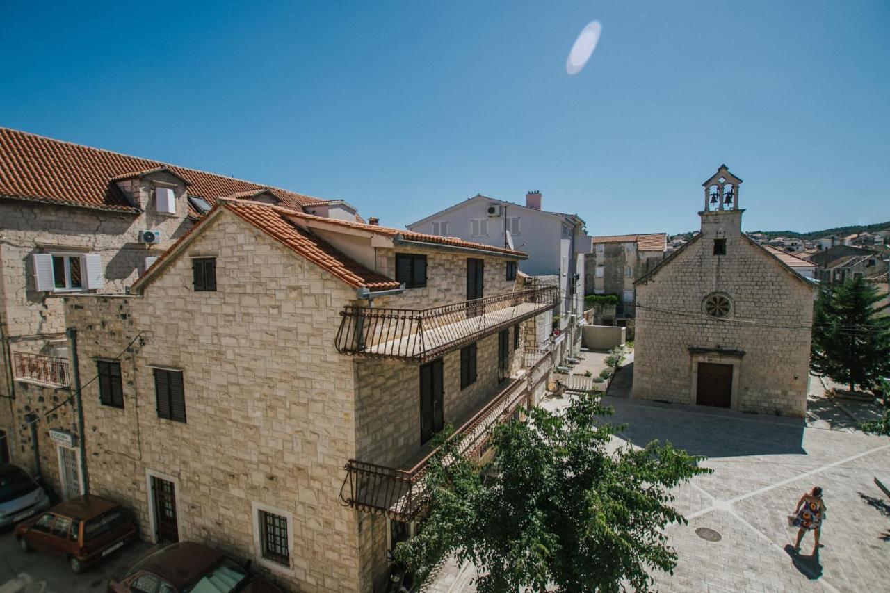 Apartments Ivana Трогир Экстерьер фото