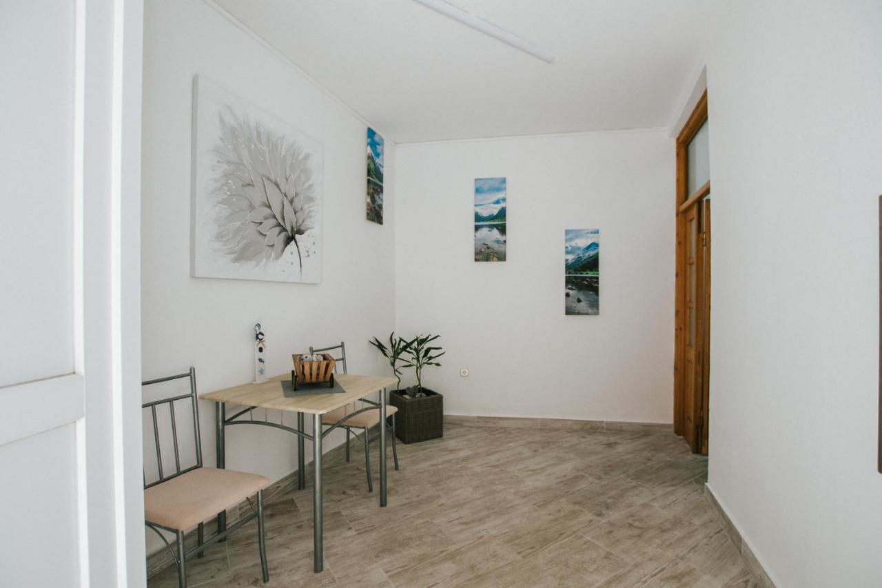 Apartments Ivana Трогир Экстерьер фото