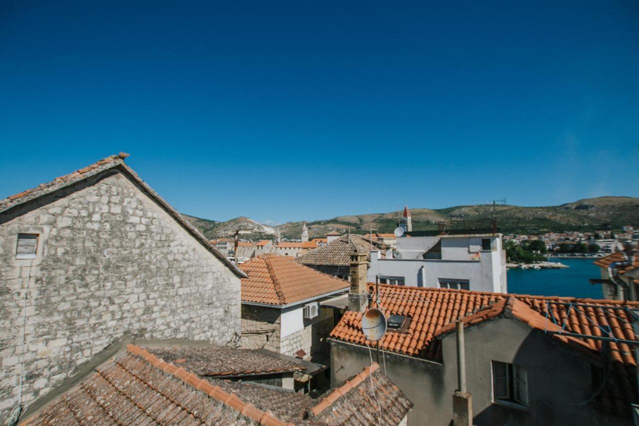 Apartments Ivana Трогир Экстерьер фото