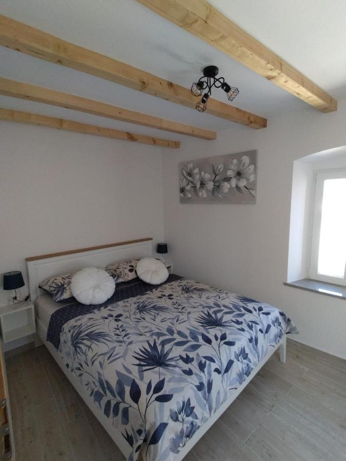 Apartments Ivana Трогир Экстерьер фото