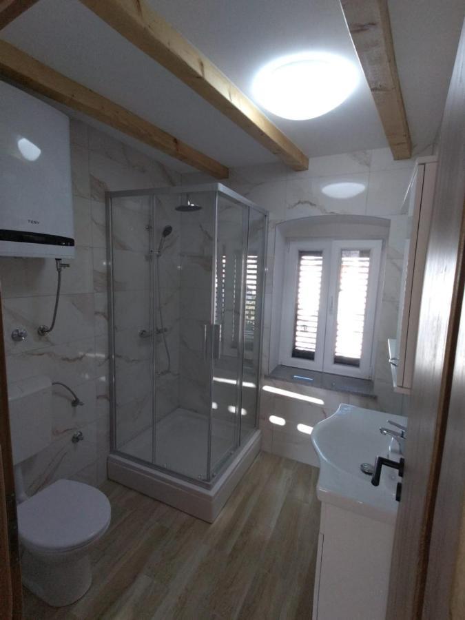Apartments Ivana Трогир Экстерьер фото