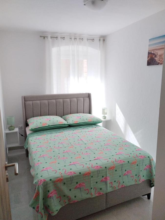Apartments Ivana Трогир Экстерьер фото