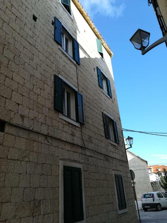 Apartments Ivana Трогир Экстерьер фото
